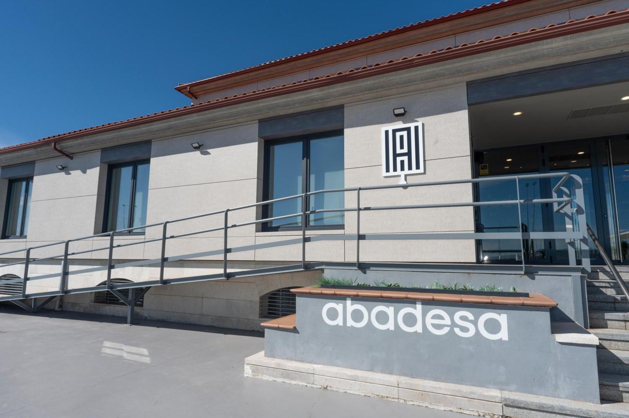 Restaurante Hotel Abadesa Villagonzalo Pedernales Экстерьер фото